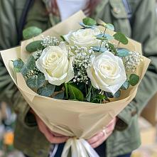 Букет цветов из:  Розы #REPLACE_PRED# Удачном